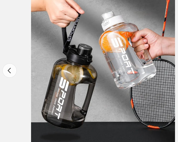 2700ml Travel Water Bottle Gym Water Sports Cup Plastic Water Bottle With Flip Top💕💕💕